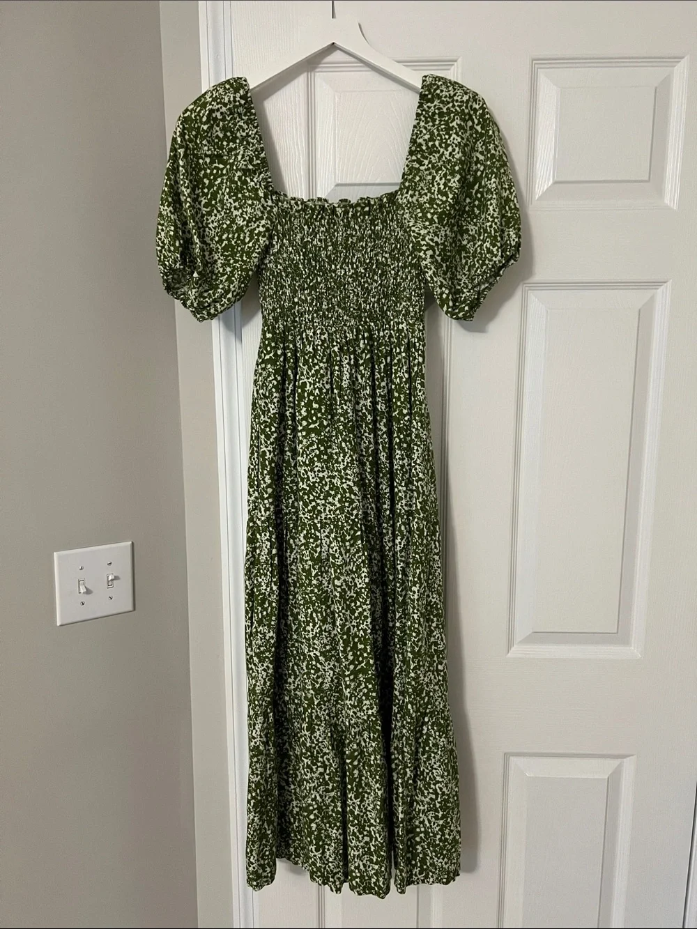 Abercrombie & Fitch Olive Green Floral Puff-Sleeve Maxi Dress